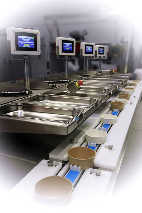 Remplissage de barquettes de plats cuisinés Systèmes de remplissage de barquettes - Remplissage de barquettes de plats cuisinés